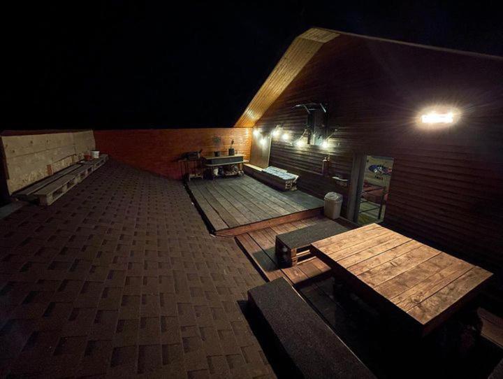 Riders House New Gudauri Vandrarhem Exteriör bild